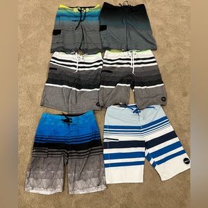 ONEILL 4 PAIRS AND 2 PAIRS OF HANG TEN BOARD SHORTS.  6 PAIR BUNDLE SIZE 30